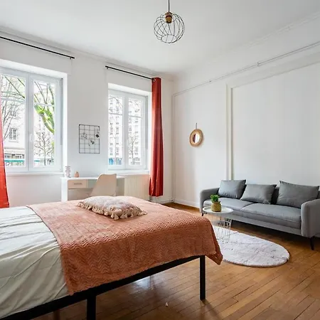 Getaway To 6travelers *